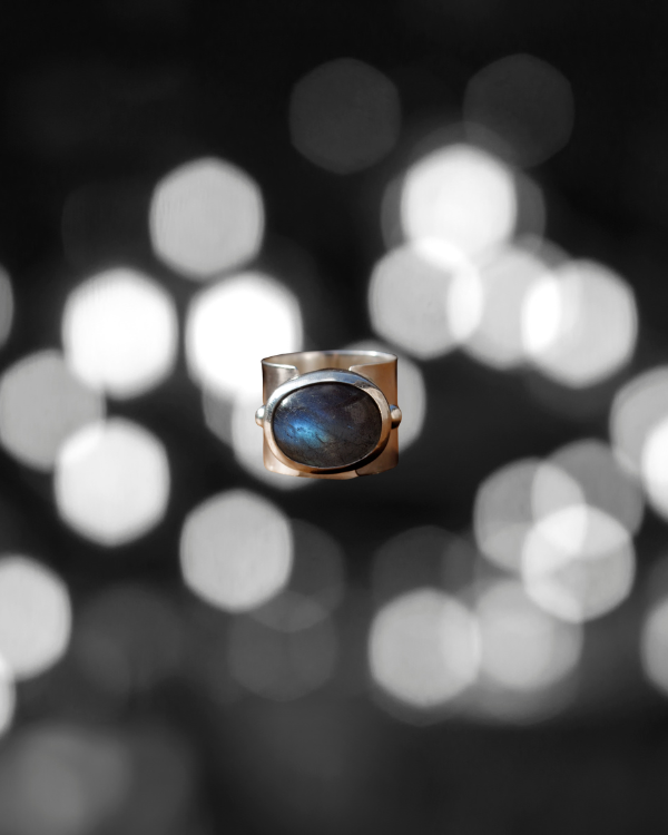 Labradorite Wide Band Ring - US 8