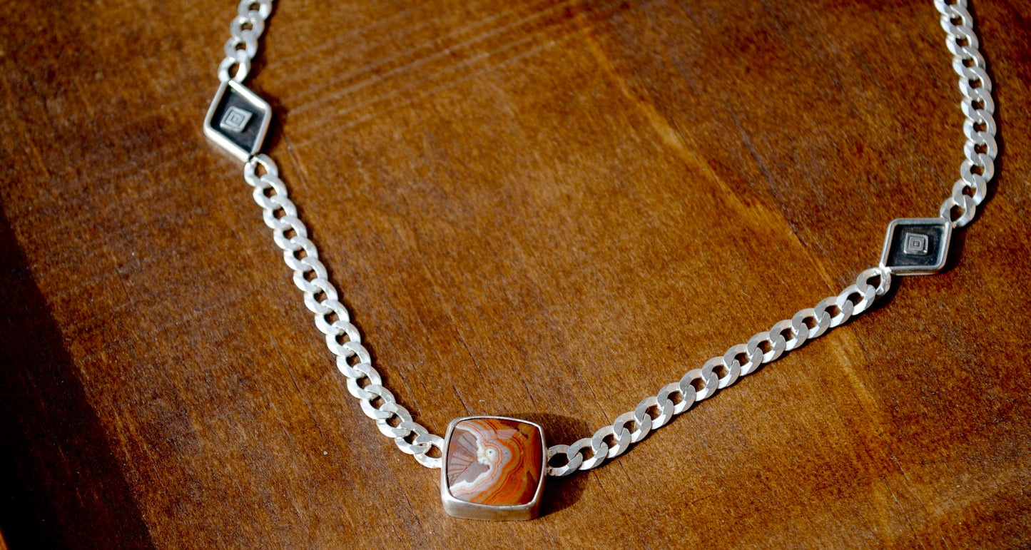 Dryhead Agate Necklace