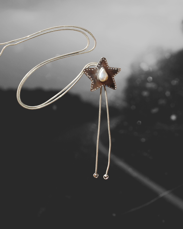 Pearl Star Bolo Tie