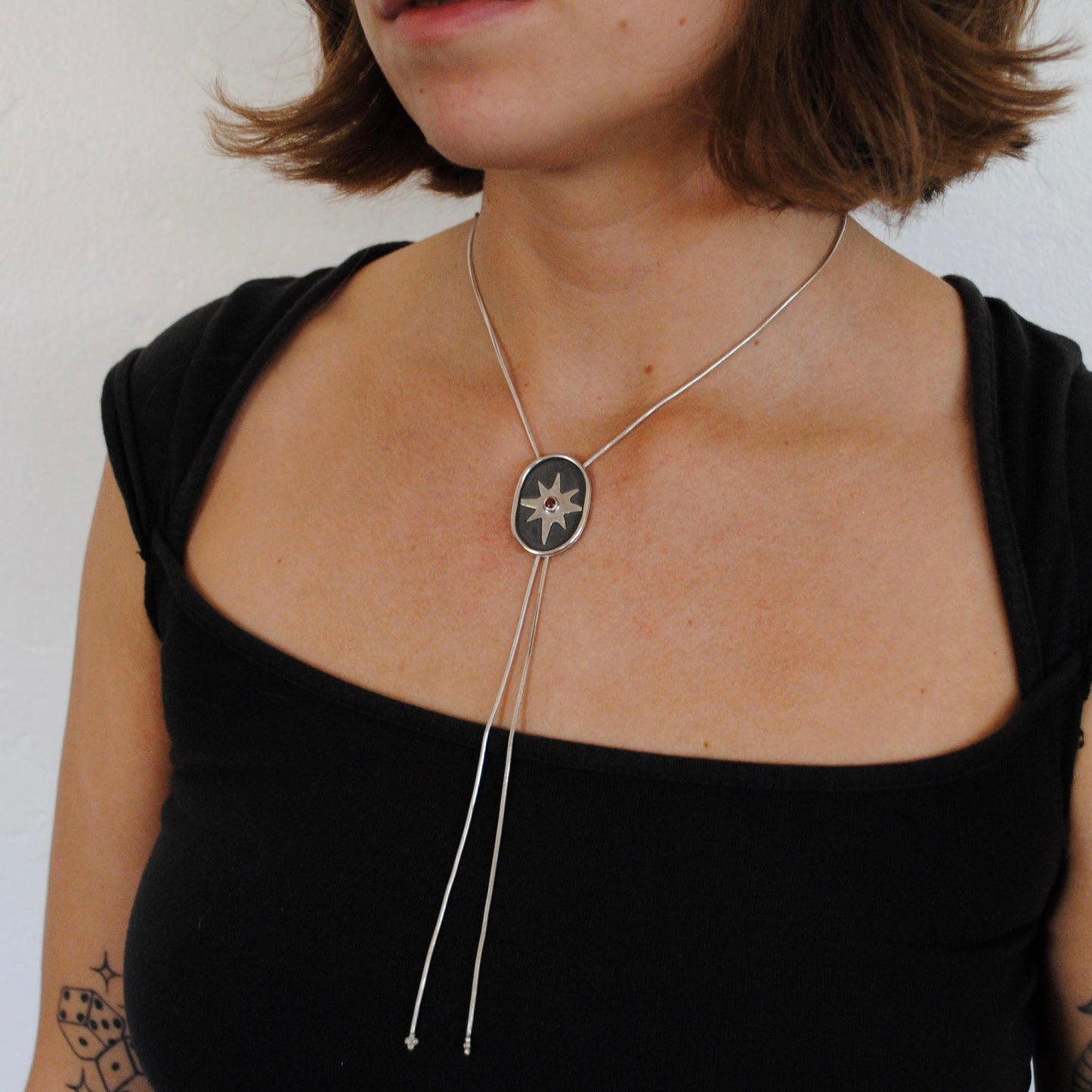 Carnelian Oval Star Bolo Tie