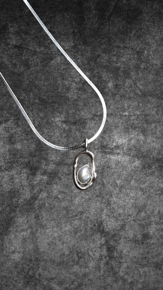 Liana Necklace